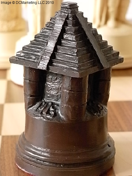 Columbus Plain Theme Chess Set